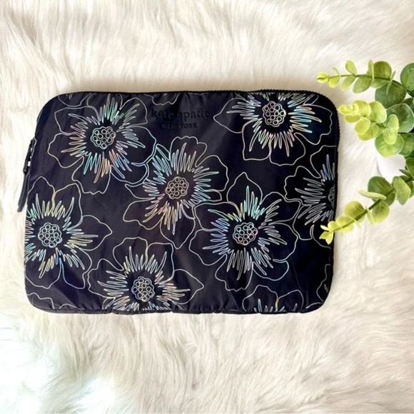Kate Spade Puffer Laptop Sleeve Hollyhock Iridescent Black Floral 14" Case Bag - Picture 4 of 9